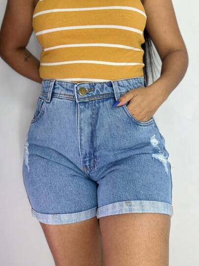 Short Mom jeans, lisos e com detalhes