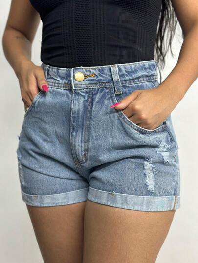 Short Mom jeans, lisos e com detalhes