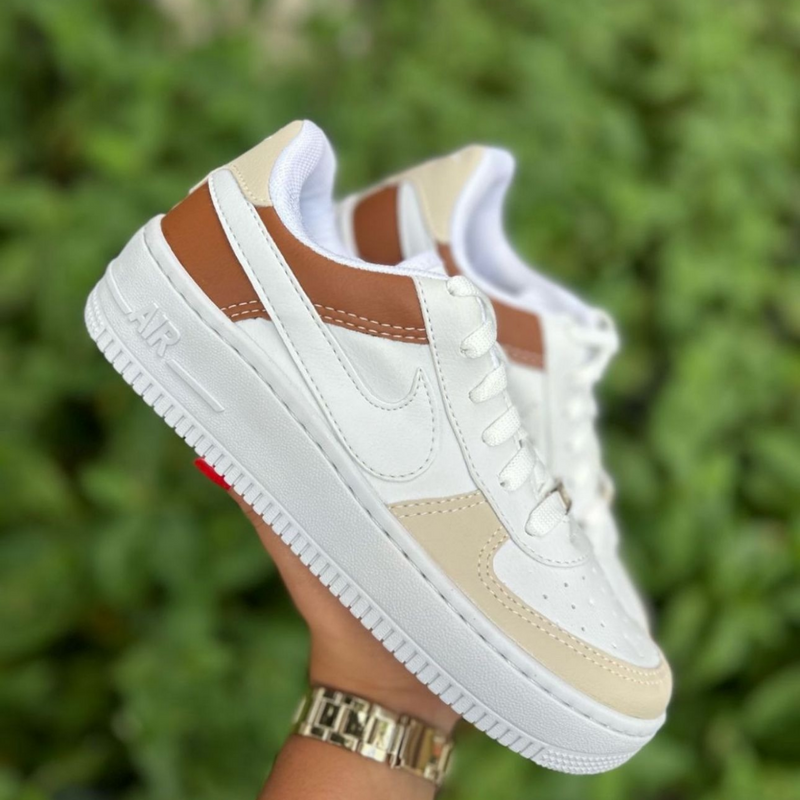 Tênis Nike Air Force 1 em Promoção