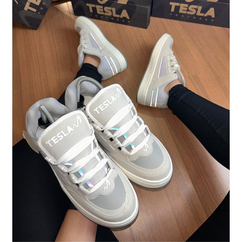 TESLA Footwear Refletivo 2025