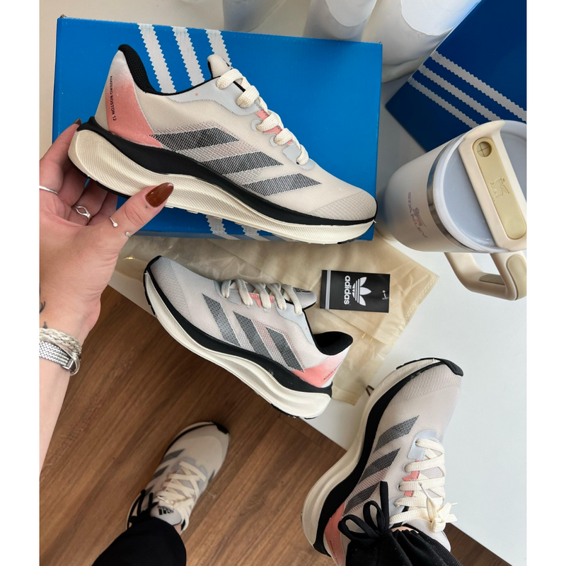 Tênis Adidas Adizero Boston 12 – Ultra Leve | Lançamento Bege-Preto