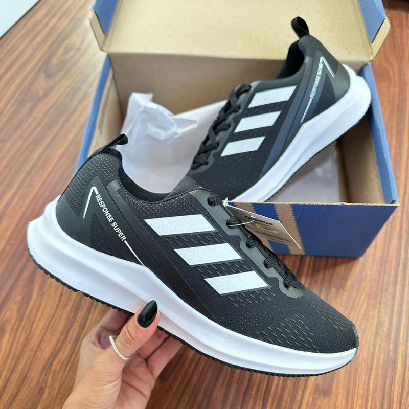 Tênis Adidas Response Super - Preto e Branco