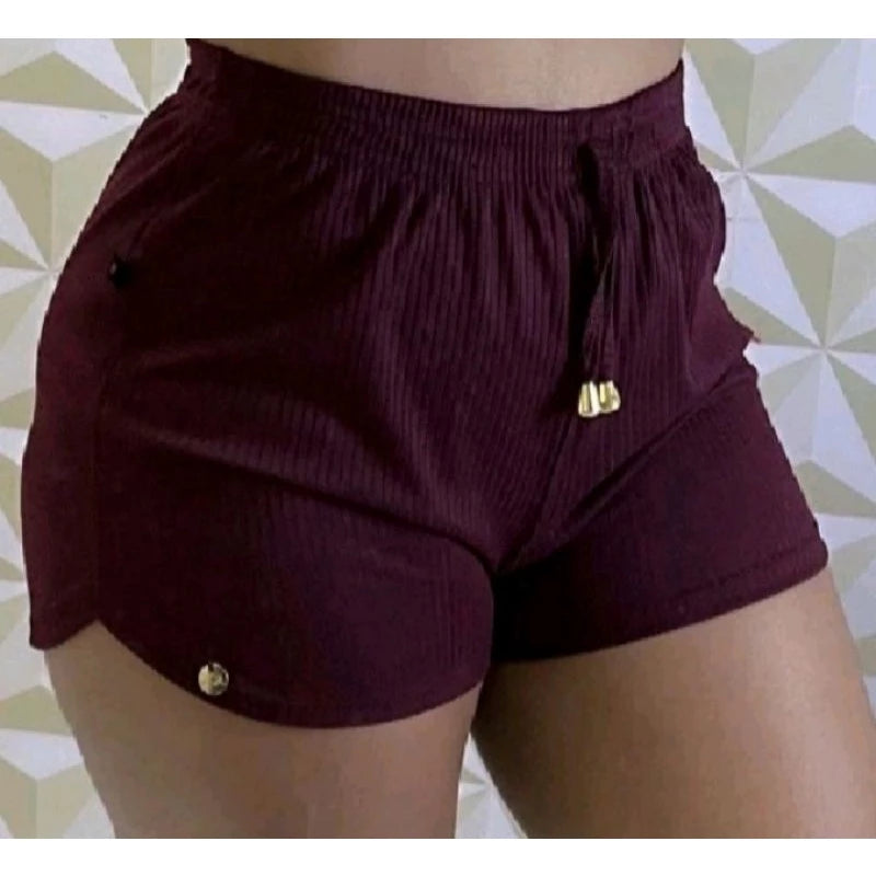 Women's Ribbed Knit Shorts With Elastic Adjustment At The Waist.