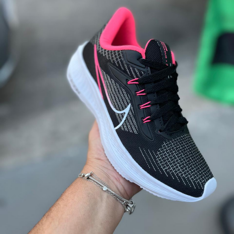 Tênis Nike Zoom Feminino – Estilo, Conforto e Performance