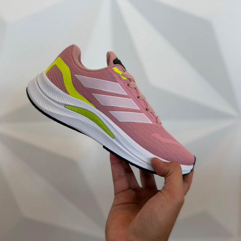 Tênis Adidas Novo REF2000 – Conforto e Estilo em Cada Passo