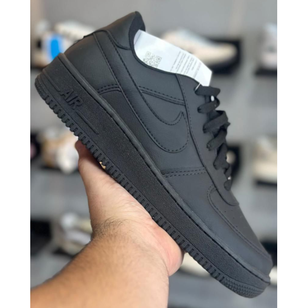 Tênis Nike Air Force 1 em Promoção