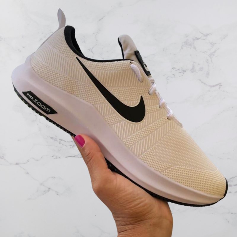 Tênis Nike Zoom – Qualidade Conforto em Promoção