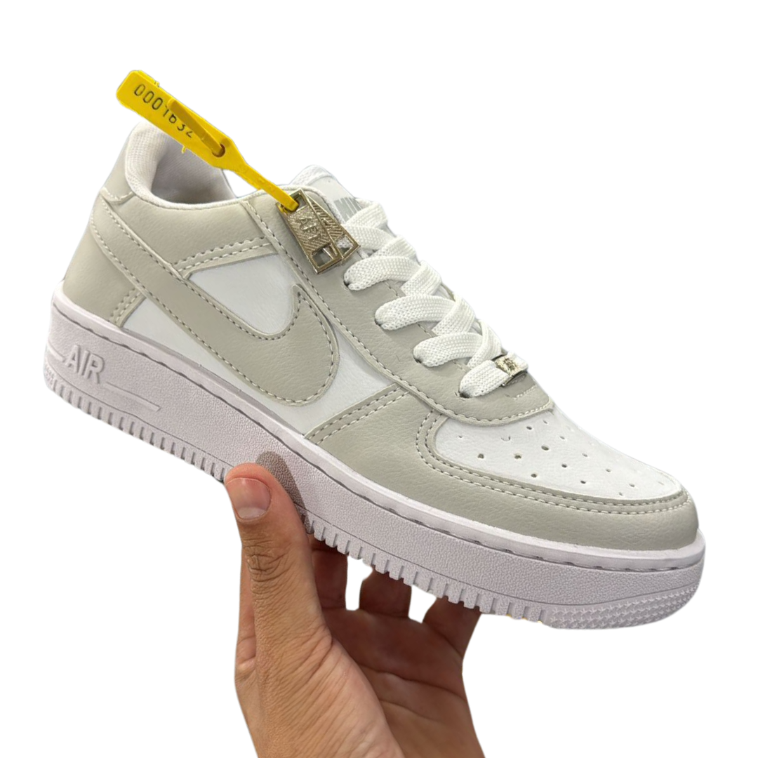 Tênis Nike Air Force 1 em Promoção