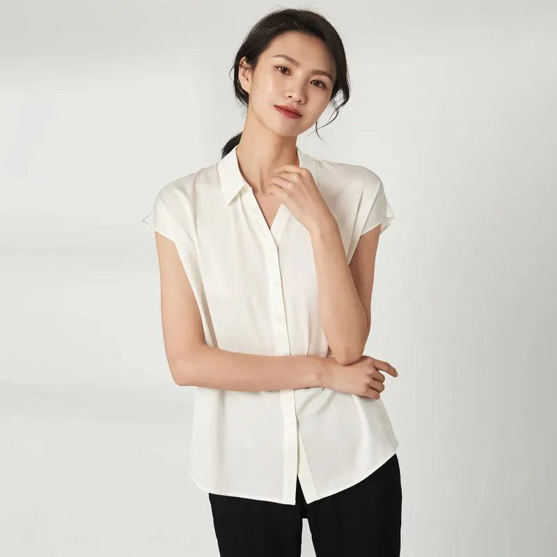 Blusa de Seda Manga Curta com Botões