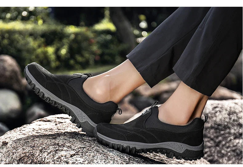 Tênis Casual de Camurça Slip-On Confort