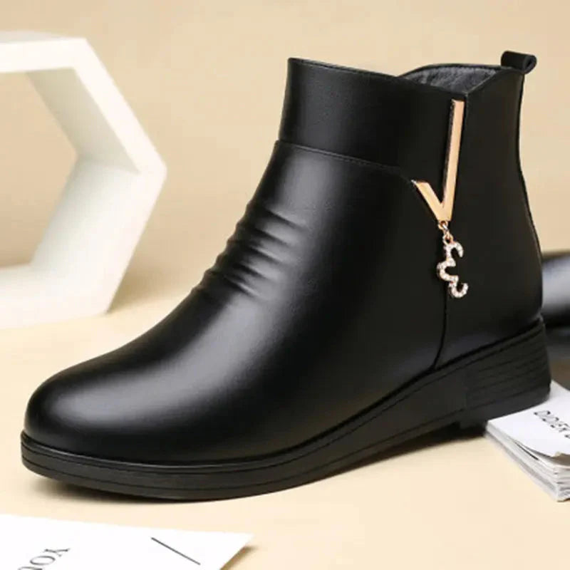 Bota de Couro Feminina Térmica Invernal