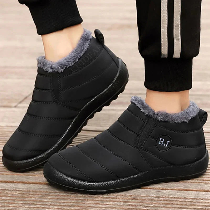 Bota feminina Invernal Cano Curto