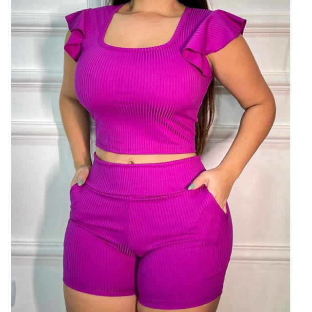 Conjunto SUZI Short Canelado mais Cropped em Promoção de Lançamento