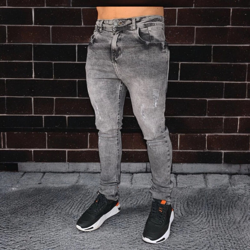 Calça Jeans Skinny com Elastano Destroyd