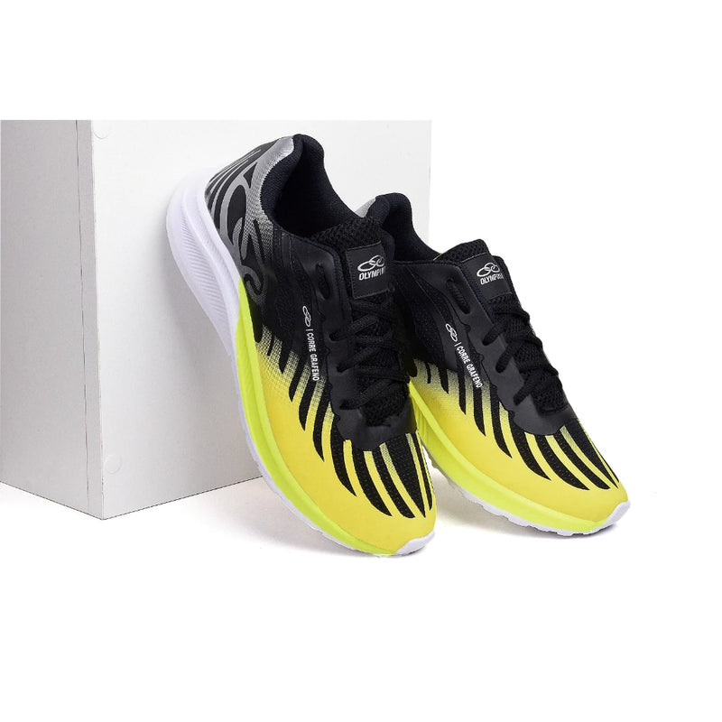 Sports sneakers in stock for men 38 to 45 walking running gym