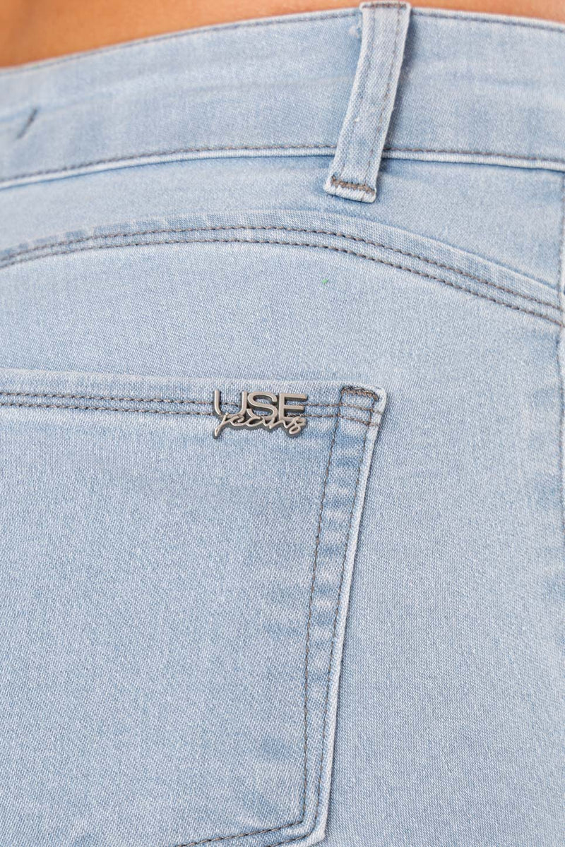 Calça Jeans Skinny Modeladora Levanta Bumbum Azul Claro Cintura Alta