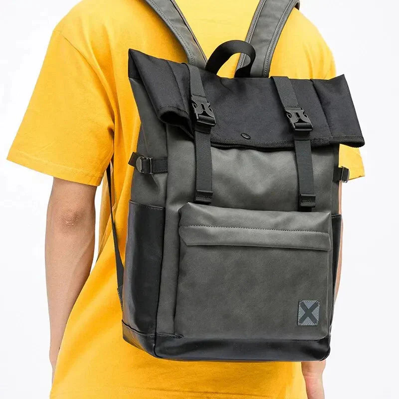 Mochila Varsity Streetwear - Notebook 17`, Impermeável