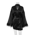 Robe Feminino Curto Cetim com Plumas